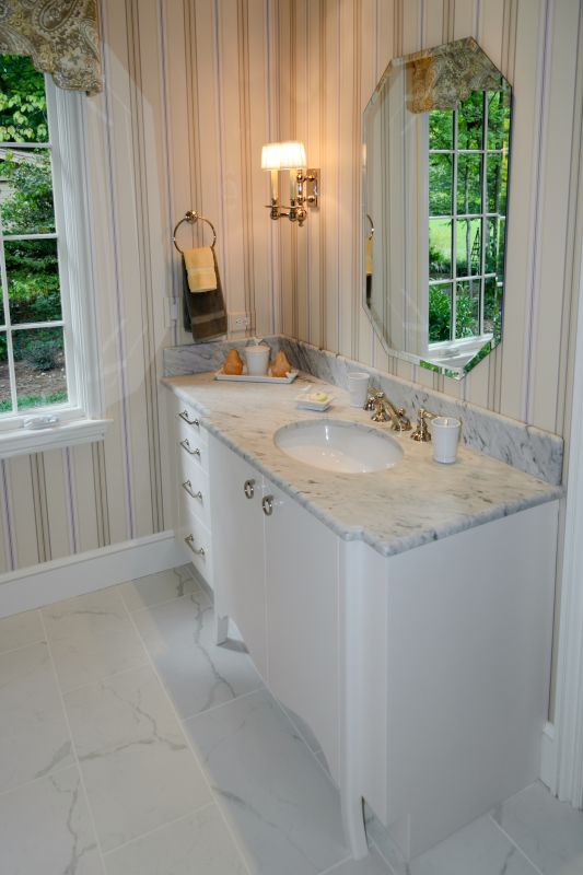 Marble Accents and High-End Finishes